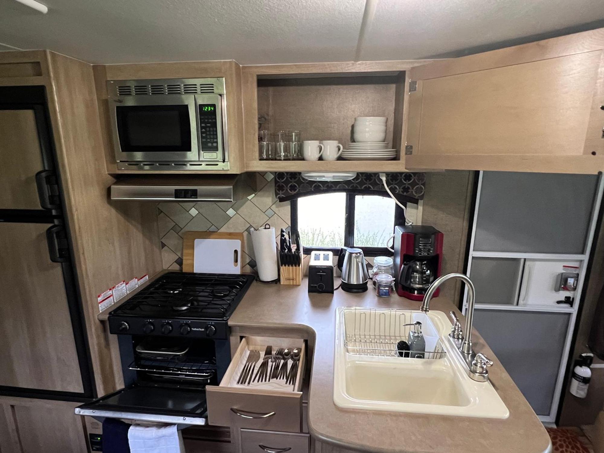 Surfside Glamping Camper Klamath Exterior foto