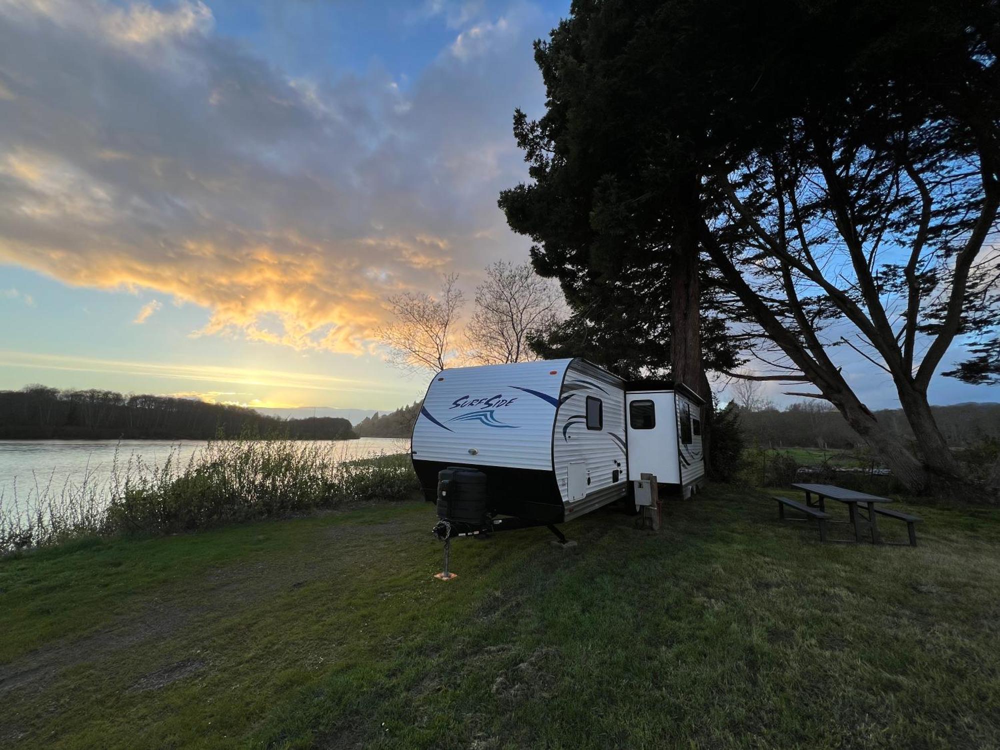 Surfside Glamping Camper Klamath Exterior foto